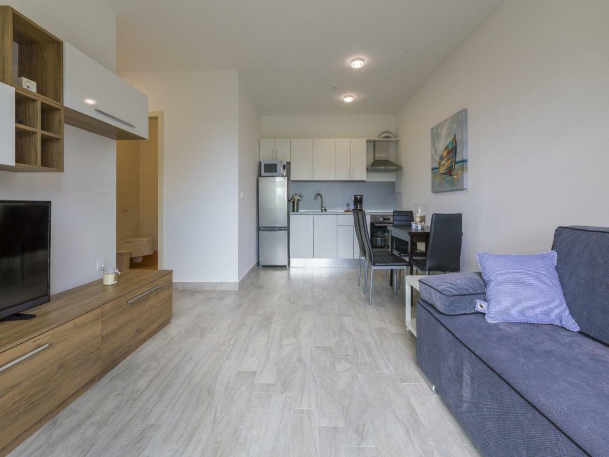 Apartments Mb Crikvenica Exterior photo